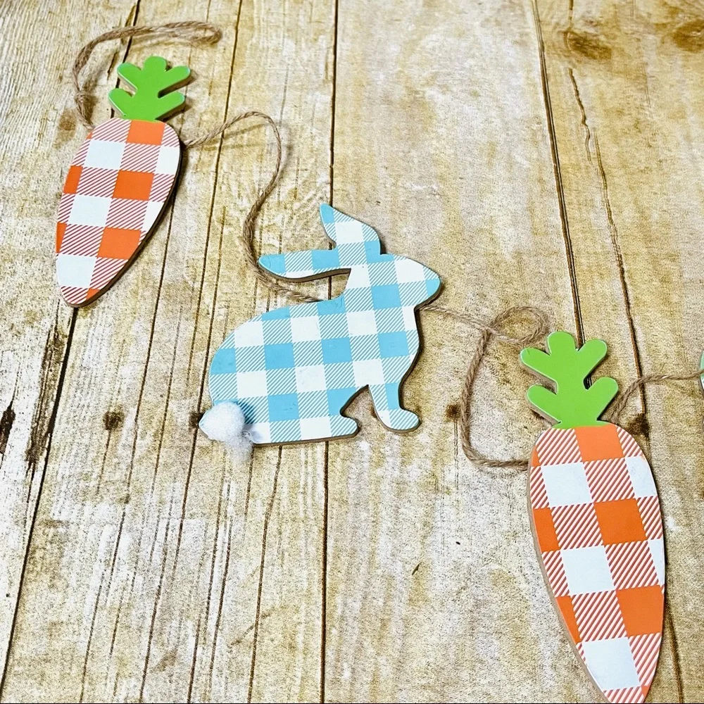Buffalo Check Patterned Easter Garland